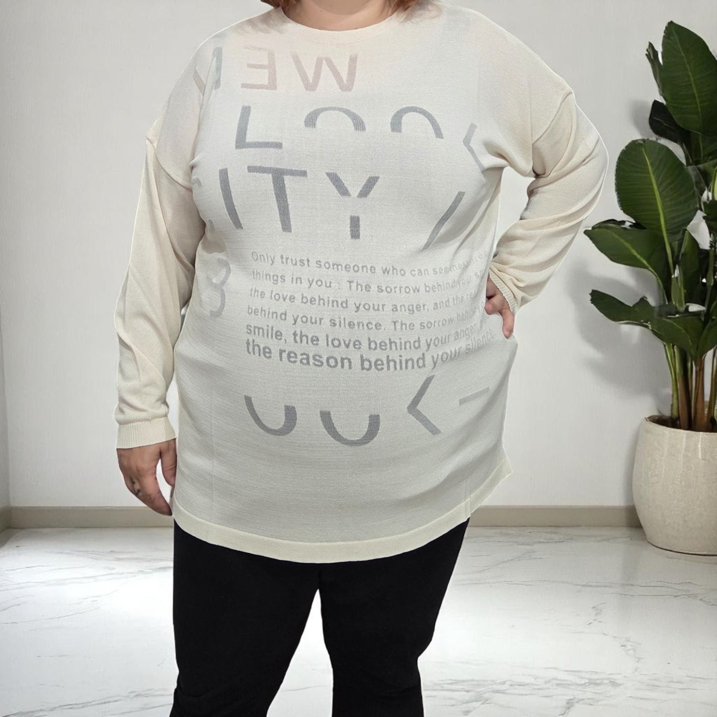 3889 - MAGLIA A MANICHE LUNGHE CON STAMPA SCRITTE DEVORE'